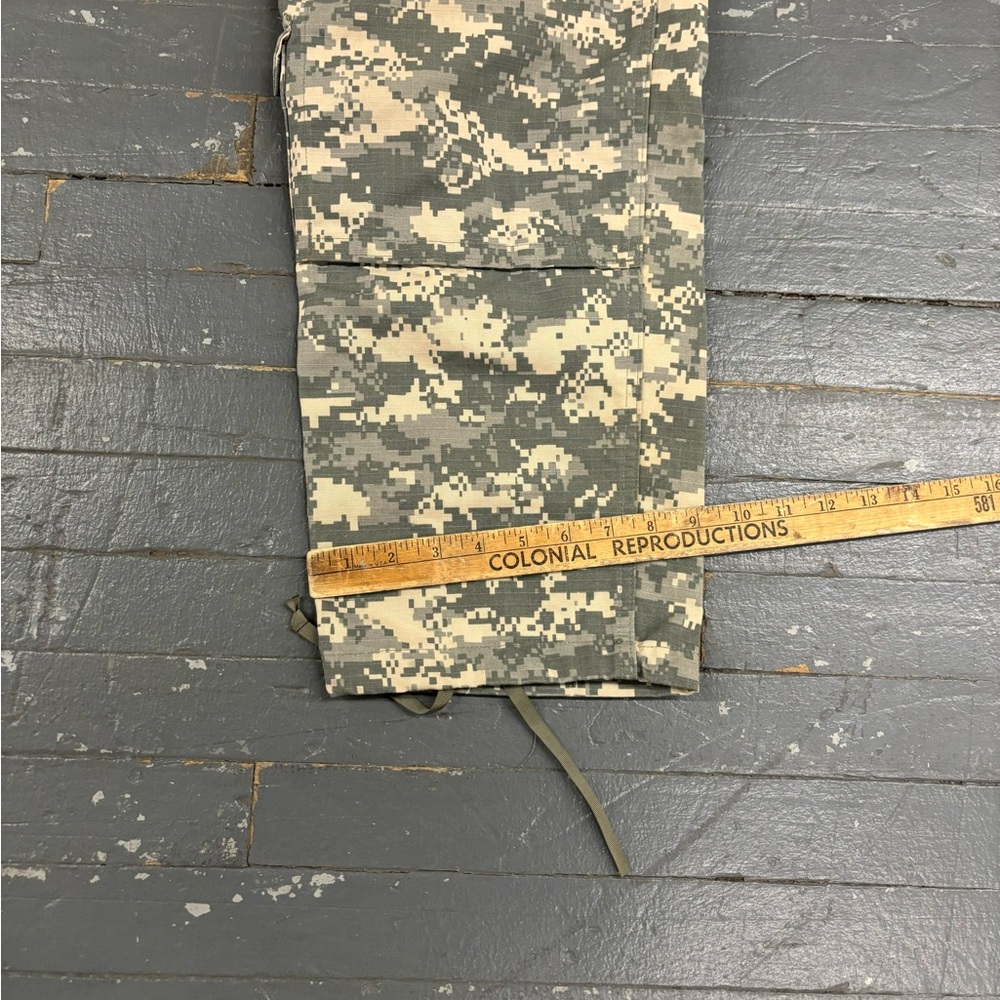 Vintage US military cargo baggy pants - Picture 8 of 9